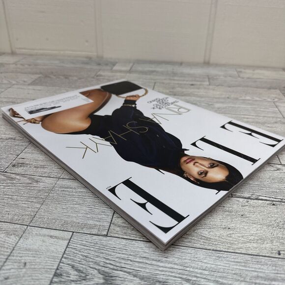 Elle Magazine November 2023 "Irina Shayk" Issue - New Unread - Picture 10 of 11